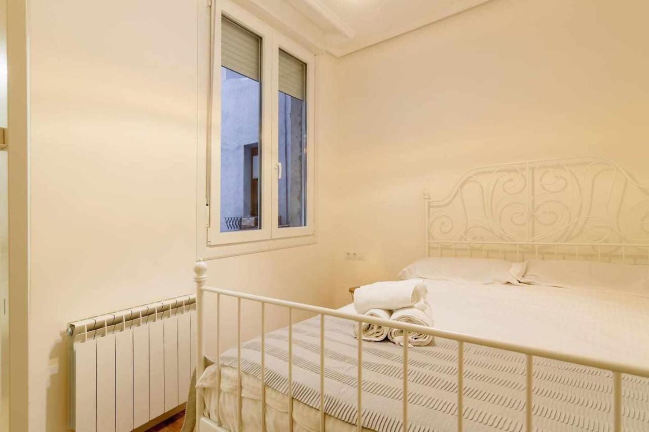 Vivienda Turistica Estilosa En La Zona Vieja Bilbao Buitenkant foto