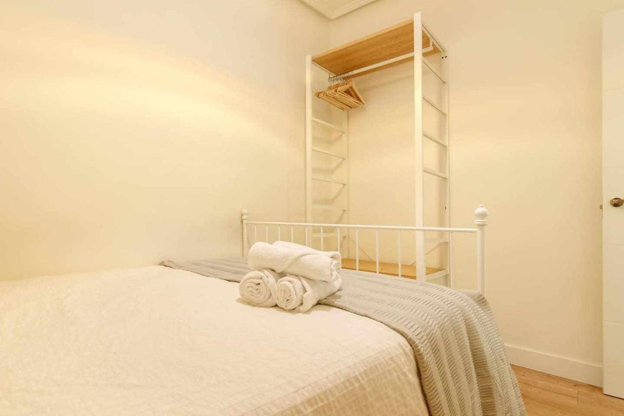 Vivienda Turistica Estilosa En La Zona Vieja Bilbao Buitenkant foto